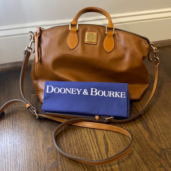 Dooney &Bourke brown leather satchel - Picture 1 of 12